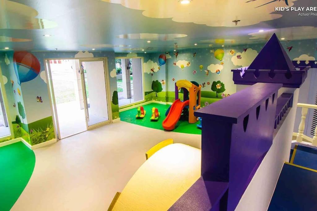 Monarch Parksuites - Balmoral Place Paranaque City Eksteriør bilde
