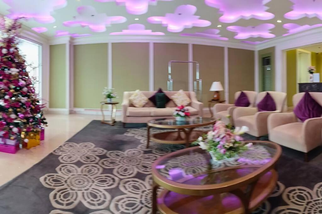 Monarch Parksuites - Balmoral Place Paranaque City Eksteriør bilde