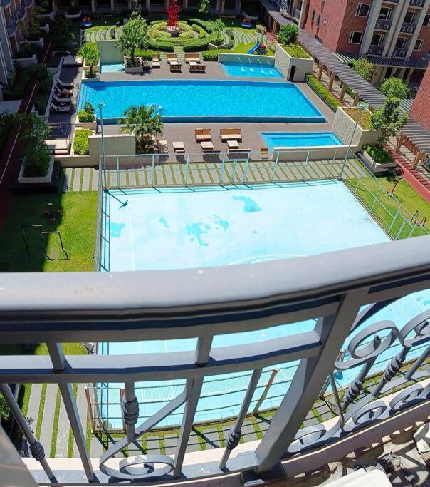 Monarch Parksuites - Balmoral Place Paranaque City Eksteriør bilde